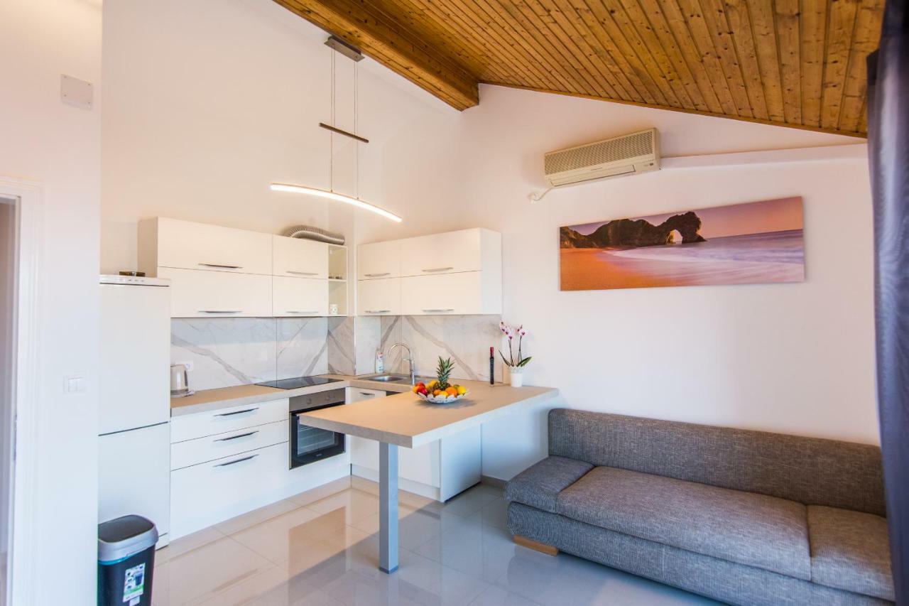 Cirjak Apartments Biograd Na Moru Εξωτερικό φωτογραφία