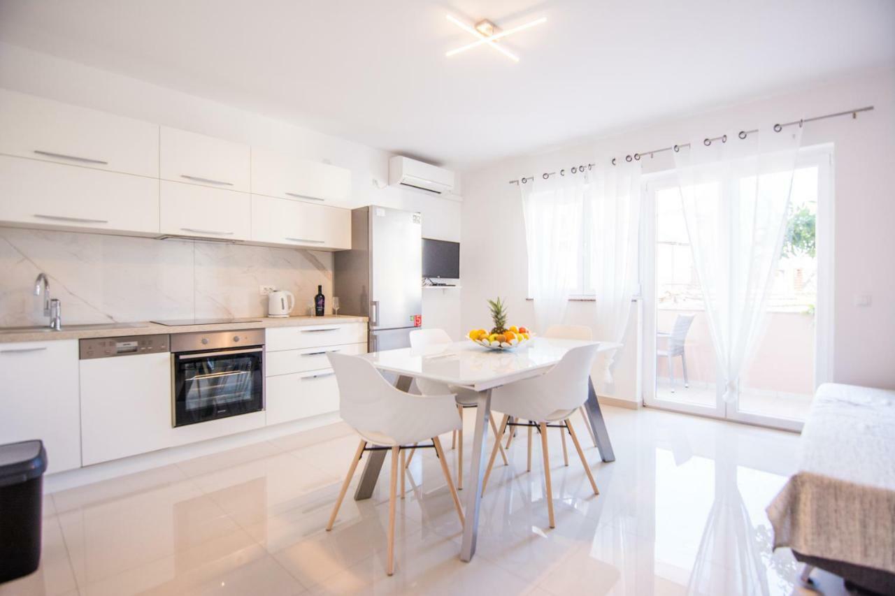 Cirjak Apartments Biograd Na Moru Εξωτερικό φωτογραφία